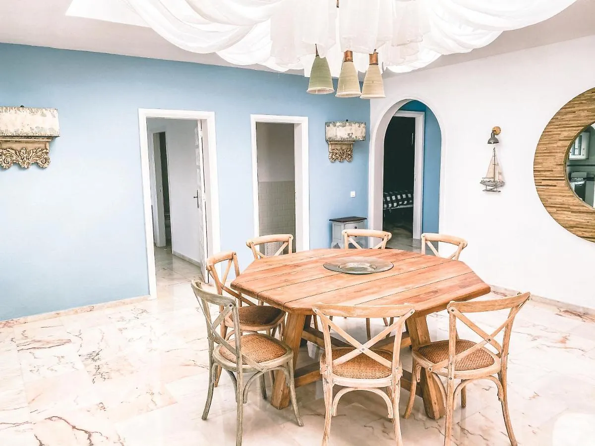 Villa Los Flamencos By Veaco- Beachfront & Pool Corralejo