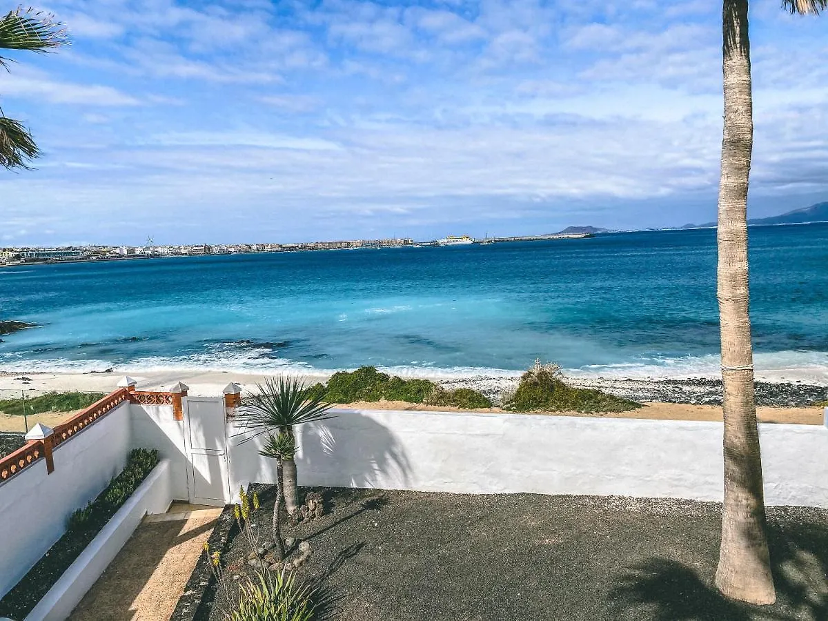 Villa Los Flamencos By Veaco- Beachfront & Pool Corralejo Spain