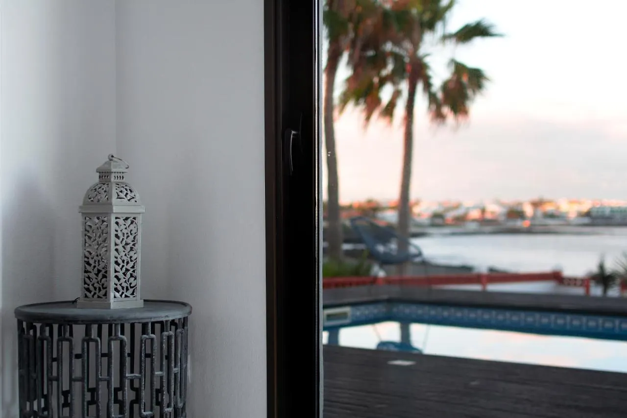 Villa Los Flamencos By Veaco- Beachfront & Pool Corralejo