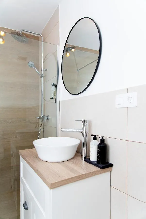 Villa Los Flamencos By Veaco- Beachfront & Pool Corralejo
